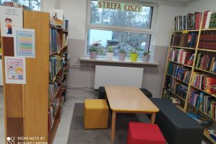 Strefa ciszy w bibliotece szkolnej
