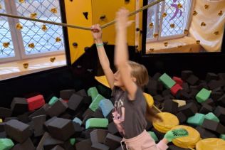 Dzień Chłopaka klas IV w Parku Trampolin