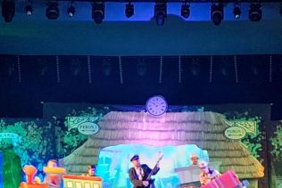 Wyjazd do teatru klas drugich